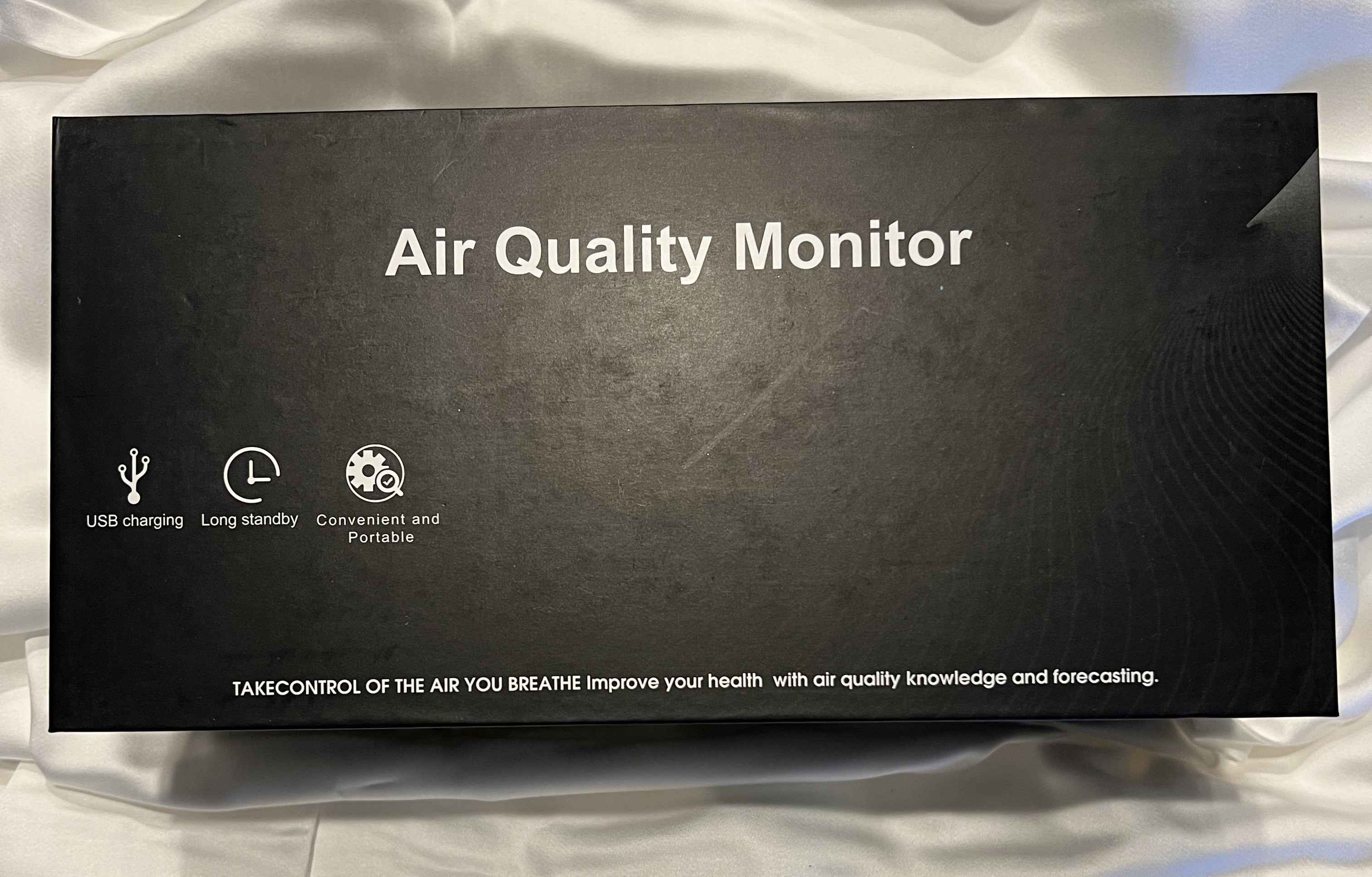 Well Building Connection™ 8-in-1 Smart Air Quality Monitor
